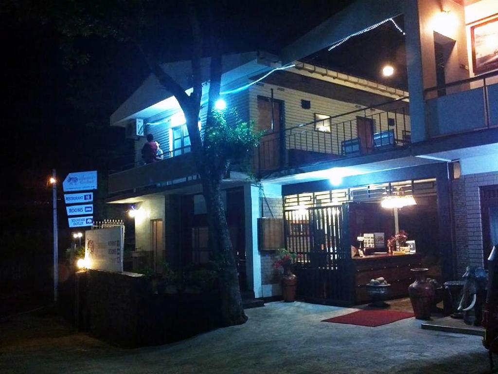 Amaara Residence Kandy Exterior photo